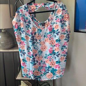 Torrid Chiffon Floral Top with Bow detail on Back